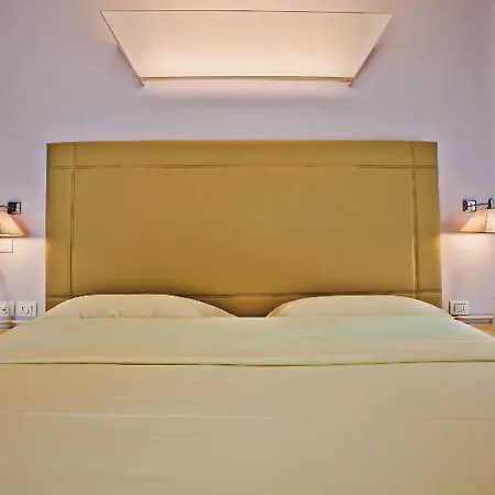 Kristal Palace - Tonelli - Adult Friendly *