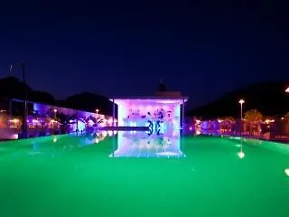 Hotel Kristal Palace - Tonelli - Adult Friendly Riva del Garda